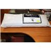 Image 1 : BRAND NEW WAMSUTTA QUILTED BODY PILLOW