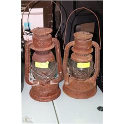 VINTAGE BARN BEACON/ DIETZ LAMP X2