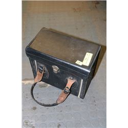 GENUINE LEATHER CASE 11"X9"X6"