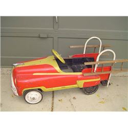 1950's Steel Fire Chief Pedal Car Complete With Ladders