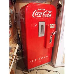 Working Drink Coca-Cola Vending Machine (Vendo39 W/ Drum) - 5'x2'x1'