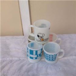 Fire King Mugs (5) (Snoopy)