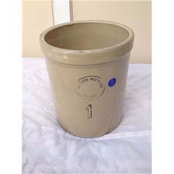 1 Gallon Crock (Radcliff Stamp)