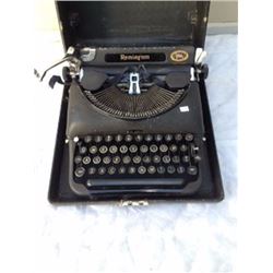 Remington Suitcase Style Typewriter