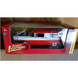 1957 Ford Sedan - Johnny Lightning