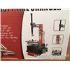 Image 2 : HEAVY DUTY TIRE CHANGER