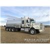 Image 2 : 2013 WESTERN STAR 4900SB TRI-DRIVE TANK TRUCK