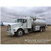 Image 1 : 2003 KENWORTH T800 T/A TANK TRUCK
