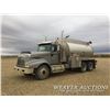 Image 1 : 2002 INTERNATIONAL 9400I T/A TANK TRUCK