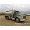 Image 2 : 2002 INTERNATIONAL 9400I T/A TANK TRUCK