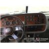 Image 10 : 2008 PETERBILT 365 S/A PRESSURE TRUCK