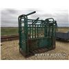 Image 2 : 2001 MORAND CATTLE SQUEEZE