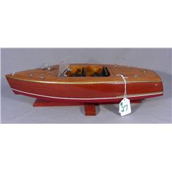 CUSTOM MADE WOODEN CHRIS CRAFT MODEL BOAT