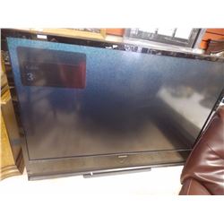 SAMSUNG 72" FLAT SCREEN REAR PROJECTION T.V - WORKING