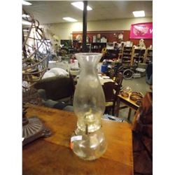 VINTAGE OIL LAMP
