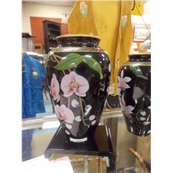 VASE OF THE FRAGRANT ORCHID - COMES WITH WOOD STAND - WRIE UP - CERIFICATE OF AUTHENTICITY - 1987 FR