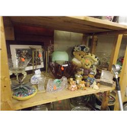 SHELF LOT OF COLLECTABLES