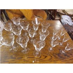 PIN WHEEL LEADED CRYSTAL GLASSES - 18PC