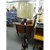 Image 1 : Floor Lamp