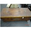 Image 2 : Lane Cedar Chest