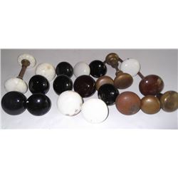 22 porcelain, brass & copper door knobs