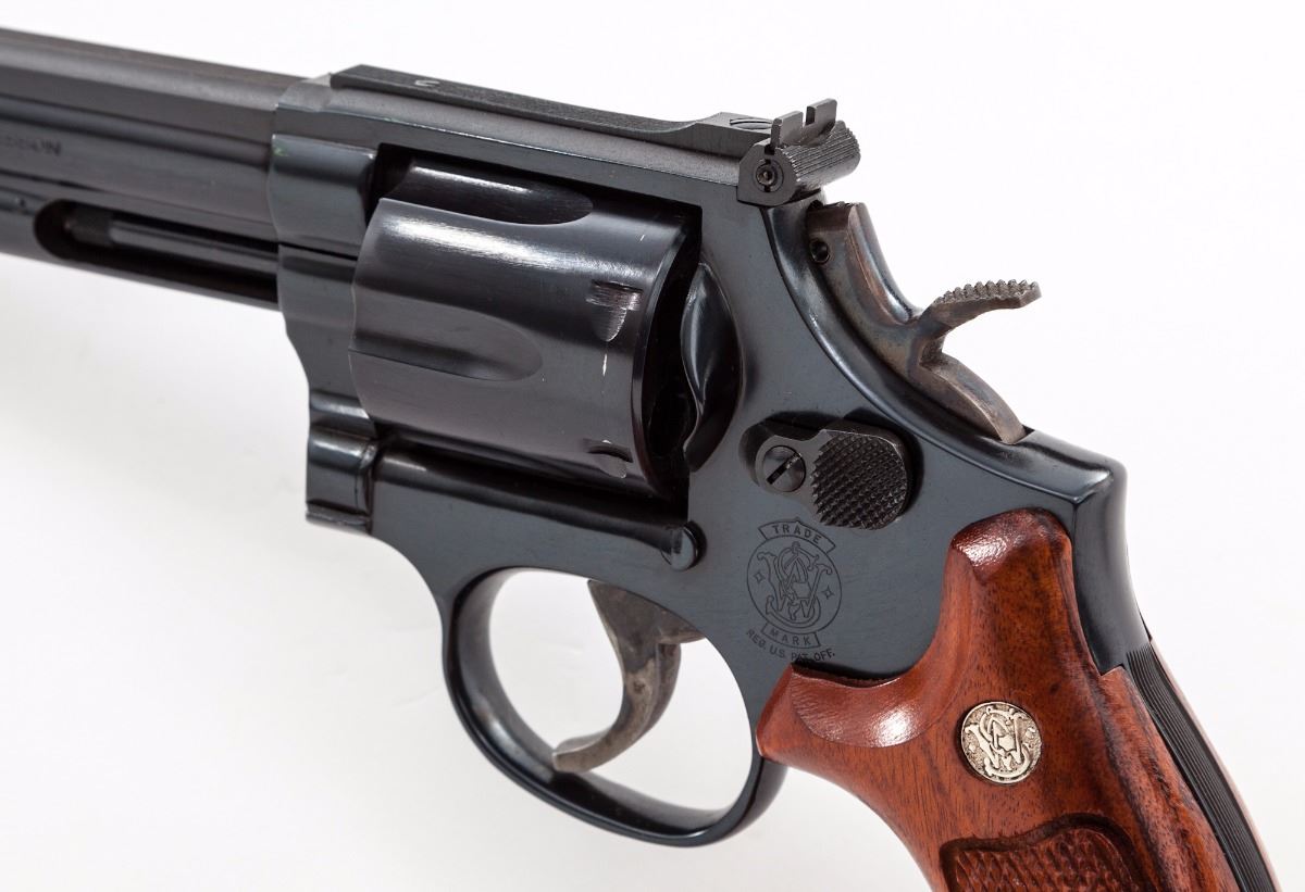 S&W M.586 Dist. Combat Magnum DA Revolver