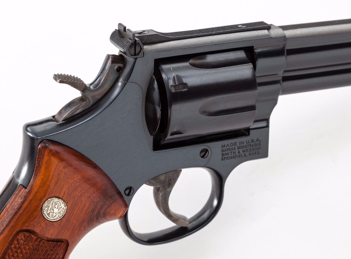 S&W M.586 Dist. Combat Magnum DA Revolver