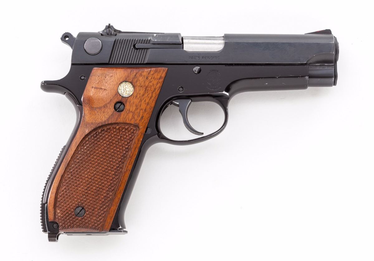 S&W Model 39-2 Semi-Automatic Pistol