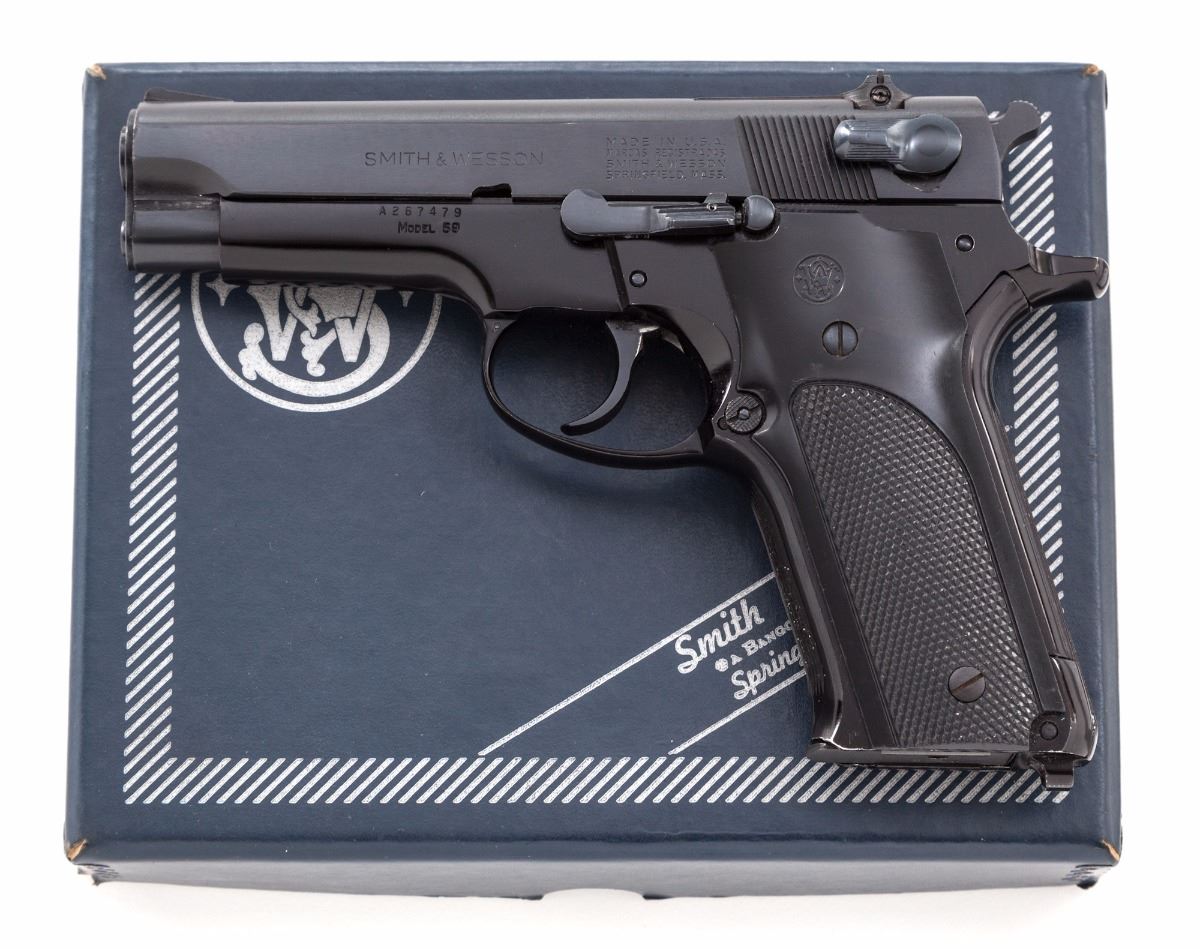 Smith & Wesson Model 59 Semi-Automatic Pistol