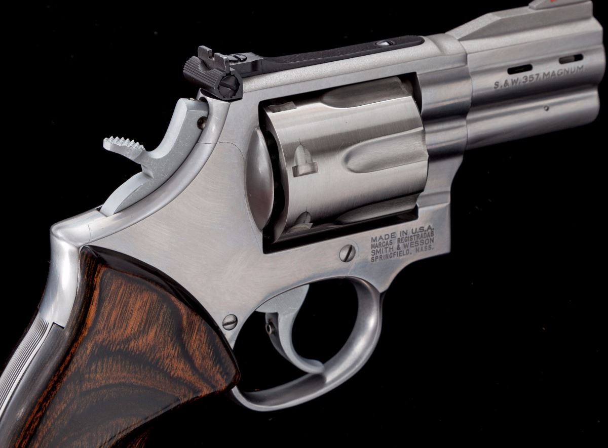 S W Performance Ctr 686 4 DA Revolver