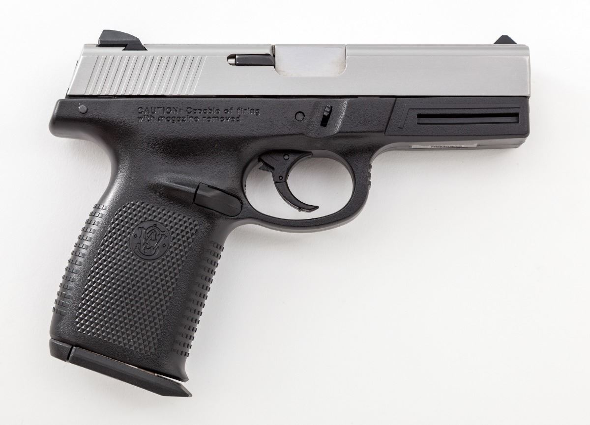 S W Model SW40VE Semi Automatic Pistol smith-wesson-serial-numbers-manufacture-date-hallkop