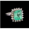 Image 1 : 4.96 ctw Emerald and Diamond Ring - 14KT White Gold