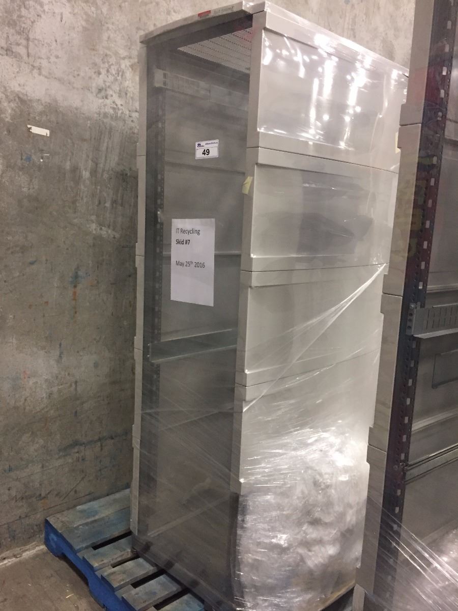 6.5FT TALL SERVER RACK