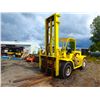 Image 1 : 15000 Lb Clark Forklift