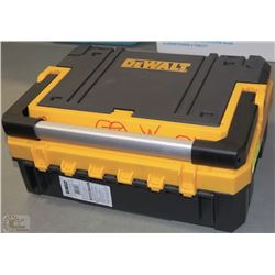 DEWALT TOOL BOX/ORGANIZER TOP