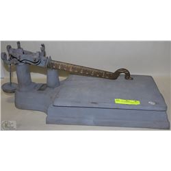 VINTAGE FAIRBANKS MORSE SCALE