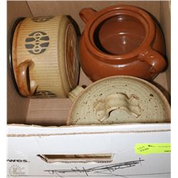 ESTATE BOX OF BEAN POTS