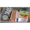 Image 1 : TOTE OF ART SUPPLIES