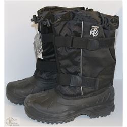 NEW ICE FIELDS WINTER BOOTS SIZE 5