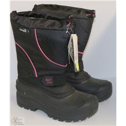 NEW ICE FIELDS WOMENS WINTER BOOTS SIZE 9