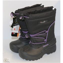 NEW KIDS ICE FIELDS WINTER BOOTS SIZE 3