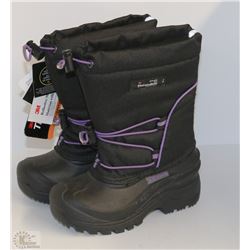 NEW KIDS ICE FIELDS WINTER BOOTS SIZE 13