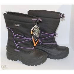 NEW ICE FIELDS KIDS WINTER BOOTS SIZE 1