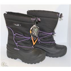 NEW ICE FIELDS KIDS WINTER BOOTS SIZE 3