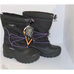 NEW ICE FIELDS KIDS WINTER BOOTS SIZE 11