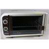 Image 1 : MOULINEX  CTCO200 COUNTERTOP CONVECTION OVEN