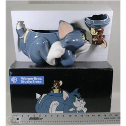 WARNER BROS. TOM AND JERRY COOKIE JAR IN BOX