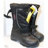 Image 1 : NEW WINTER BOOTS SIZE 5