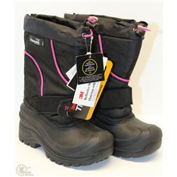 NEW ICE FIELDS KIDS WINTER BOOTS SIZE 11