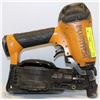 Image 1 : BOSTITCH ROOFING AIR NAILER